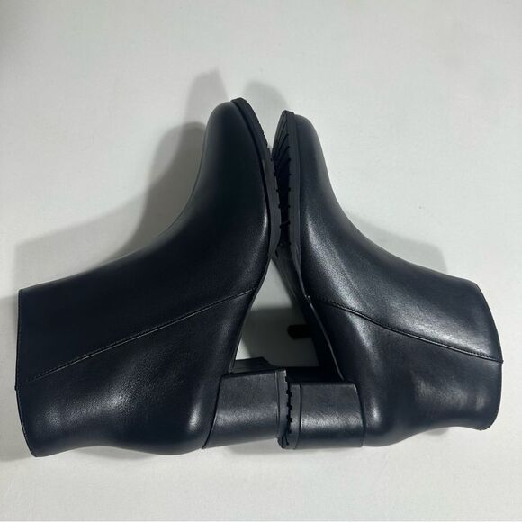 Naturalizer Bay Boots Womens 9W Black Leather Weatherproof Ankle Bootie New - Picture 2 of 16